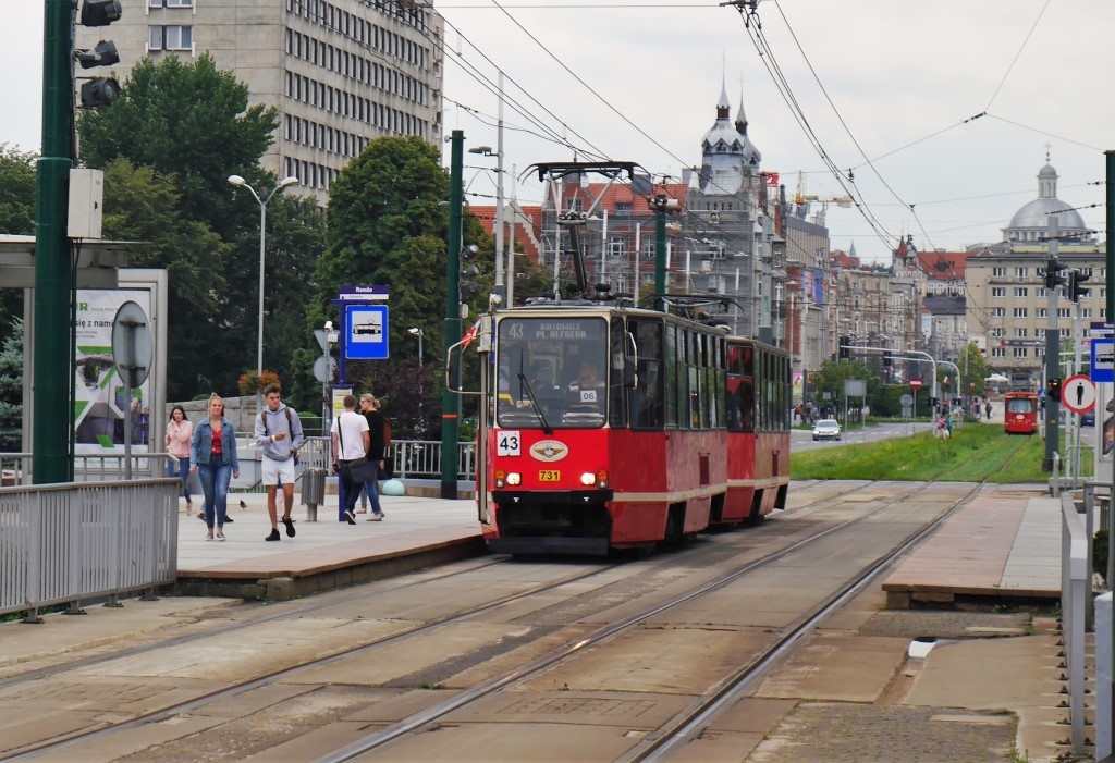 Miasto sprawdzi ile samochodów parkuje w Katowicach