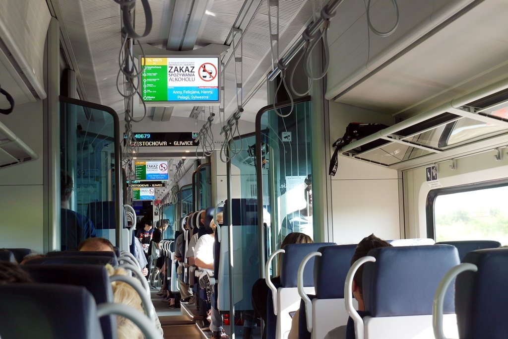 Koleje Śląskie mają coraz więcej pasażerów