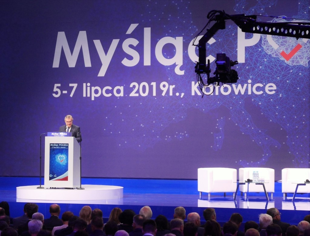 PiS po czterech latach wraca do Katowic. Ruszyła konwencja programowa