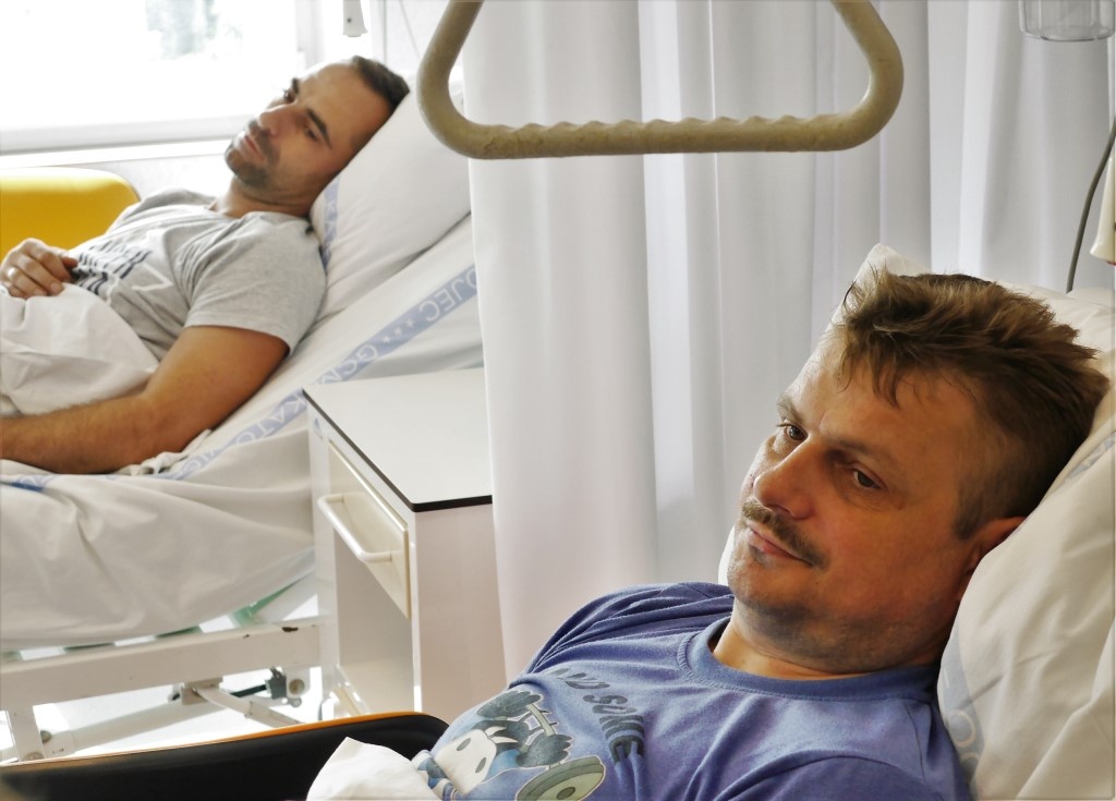 Górnicy, którzy przeżyli, opowiadają o wstrząsie w kopalni 