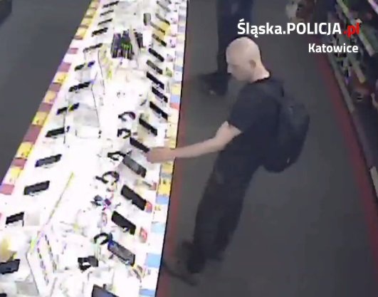 Ukradł telefon w Supersamie. Policja publikuje nagranie z monitoringu