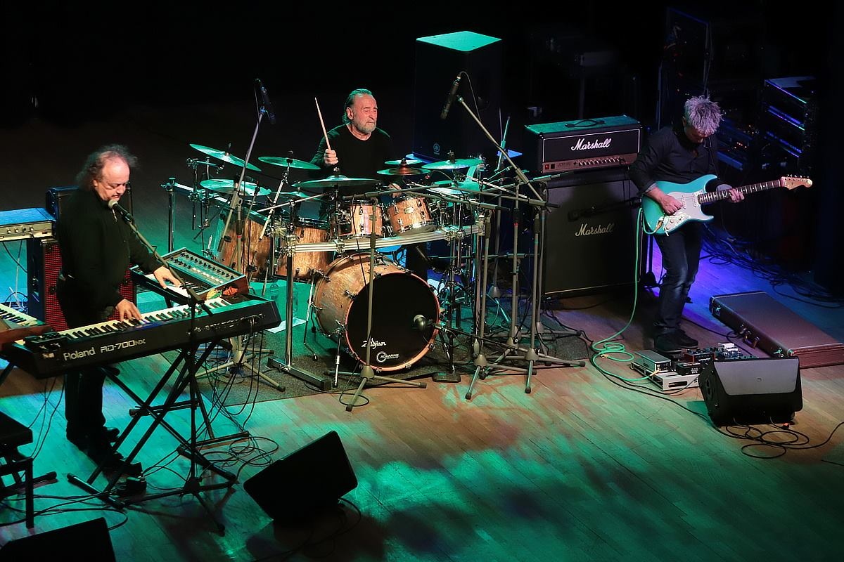 Koncert SBB i Józefa Skrzeka w centrum Katowic na rocznicę wyborów