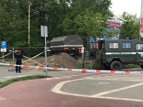 Niewybuch na os. Paderewskiego