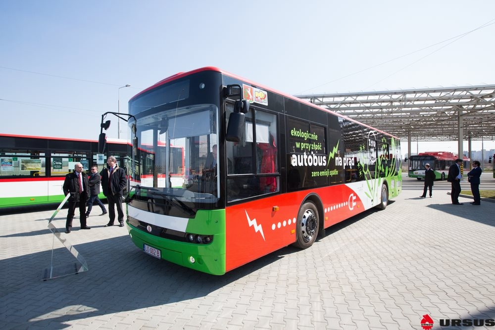 Nie będzie autobusów elektrycznych Ursusa w Katowicach. PKM ogłosi kolejny przetarg