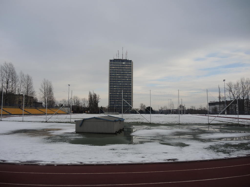 Dzień dobry Katowice. AWF spieszy się z przygotowaniami do budowy osiedla na swoim stadionie