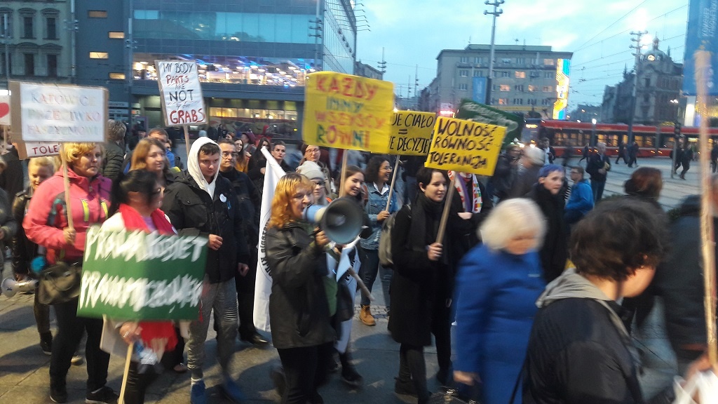 Marna frekwencja na II Marszu Kobiet w Katowicach