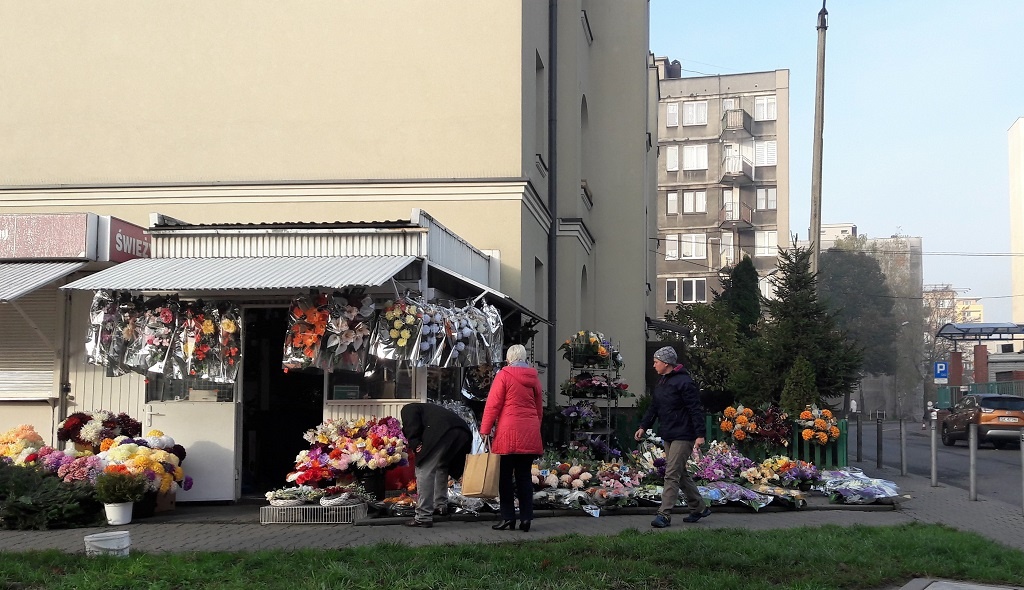 Zbliża się Dzień Wszystkich Świętych. Będą utrudnienia w Katowicach