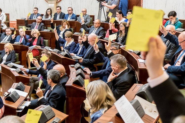 Wybory samorządowe 2018: listy kandydatów na radnych w wyborach do sejmiku