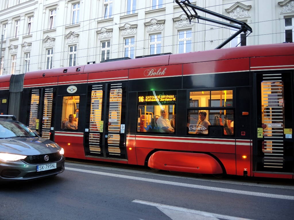 Zboczeniec w tramwaju do Brynowa