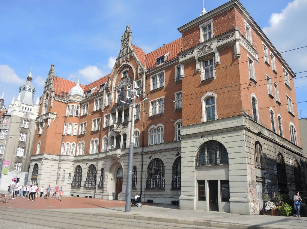 Dzień dobry Katowice. Miasto jest zainteresowane kupnem kamienicy przy Rynku