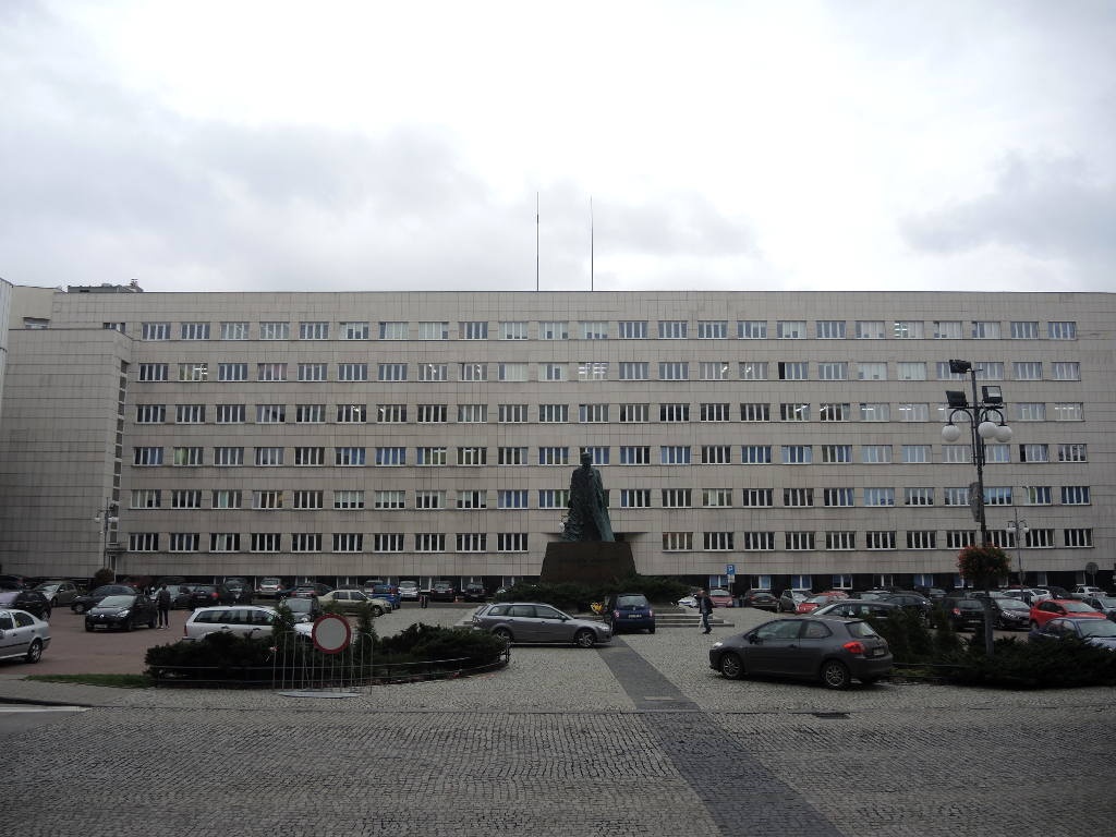 Budynek przy pl. Sejmu Śląskiego zmieni właściciela