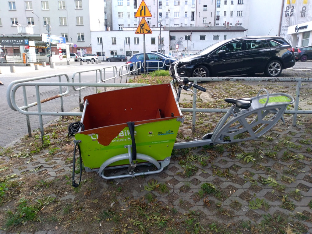 Tyle zostało z miejskiego roweru cargo