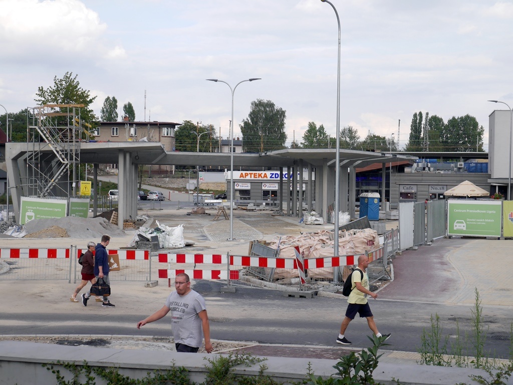 Centrum przesiadkowe w Ligocie budzi duże kontrowersje