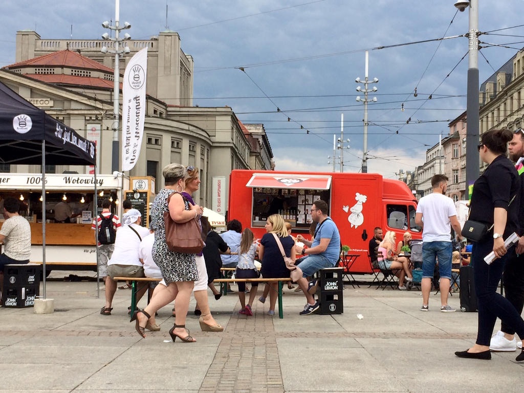 W piątek rozpoczyna się zlot food trucków na Rynku. Rozdajemy vouchery na posiłki
