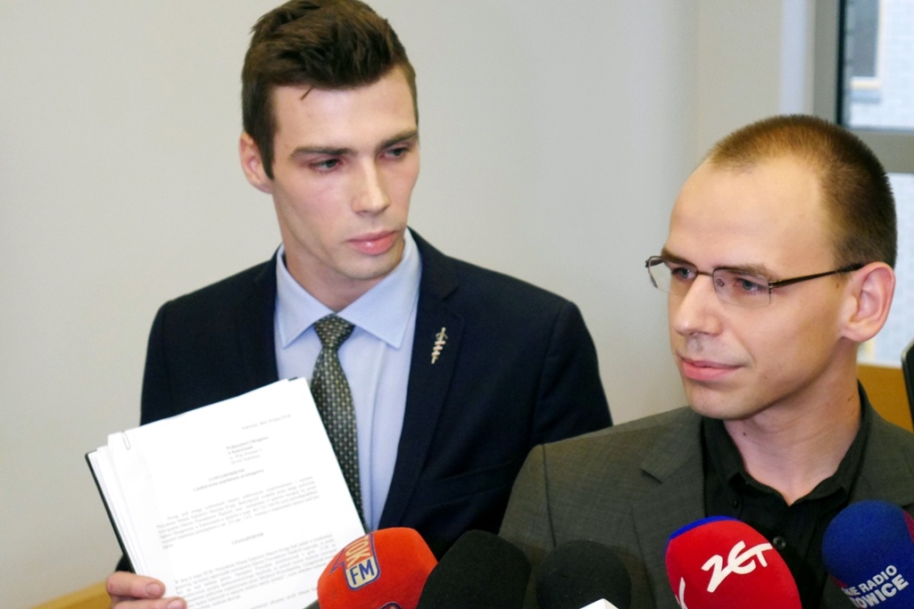 Marcin Krupa przegrał w sądzie z narodowcami. Będzie kolejny pozew i nowy kandydat na prezydenta