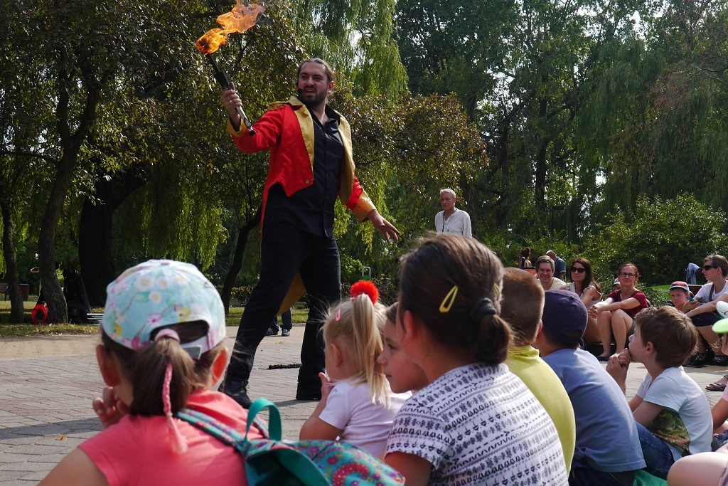 Cyrkobus odwiedza dzielnice Katowic. W niedzielę kolejne imprezy