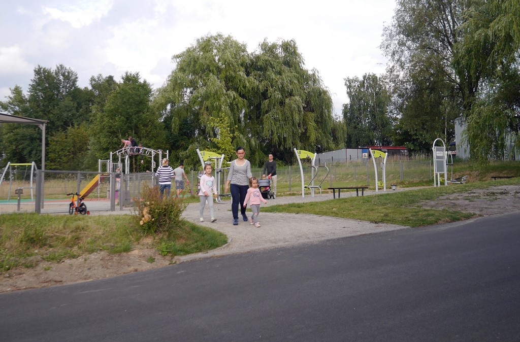Mieszkańcy boją się o bezpieczeństwo dzieci z powodu nowej drogi na Bażantowie
