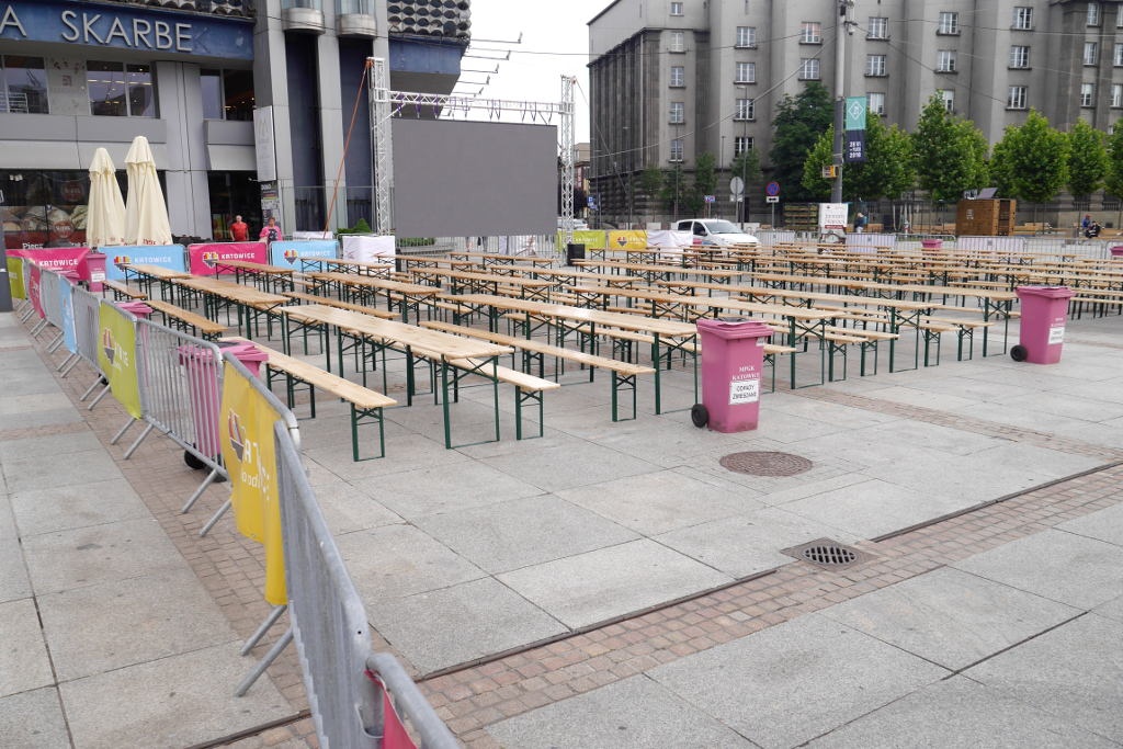 Dzień dobry Katowice. Dzisiaj rusza strefa kibica na katowickim Rynku