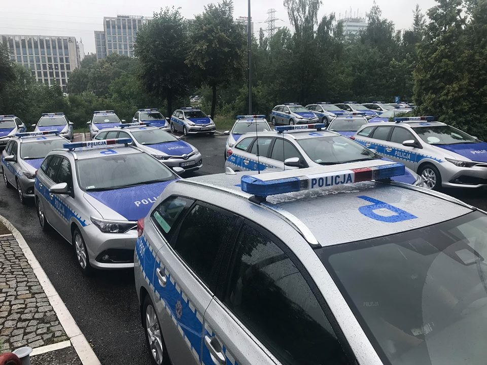 Katowiccy policjanci mają nowe radiowozy