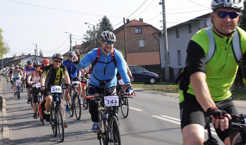 Rowerzyści jadą z Katowic do Ostrawy [GALERIA]