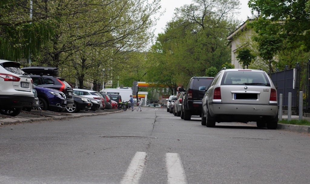 Na ul. Stalmacha staną znaki zakazu zatrzymywania się