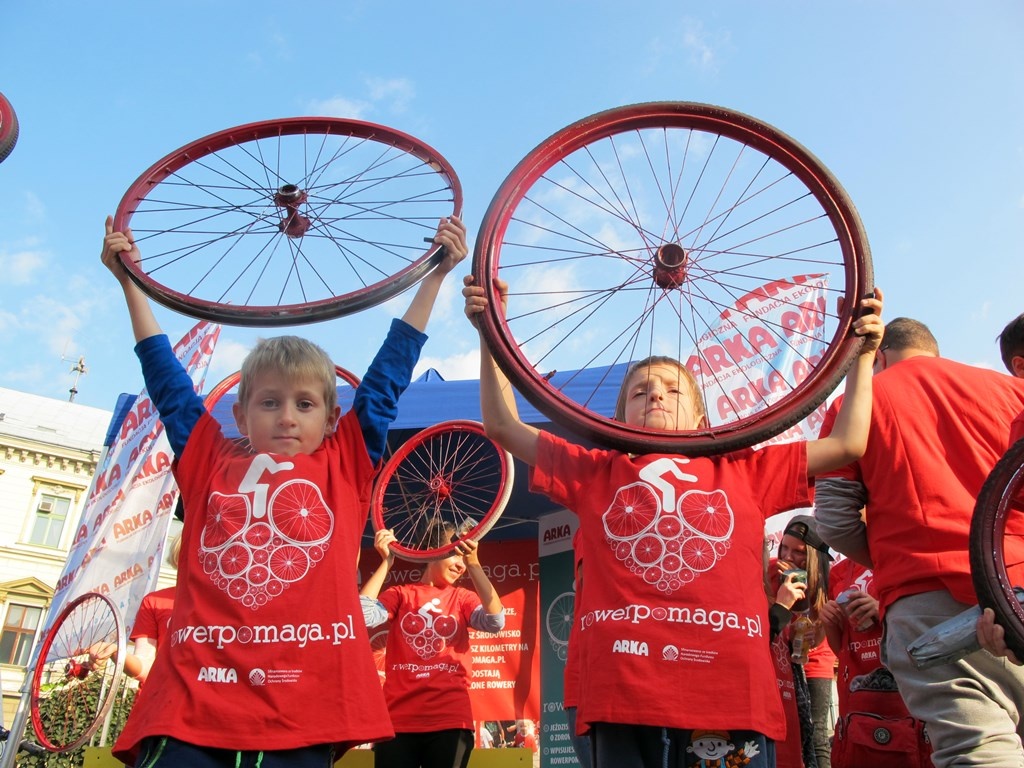 Dzień dobry Katowice. Dzisiaj rozpoczyna się rowerowa akcja charytatywna