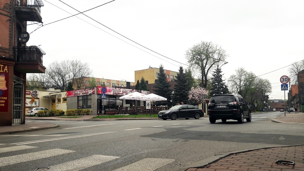 Kierowca potrącił rowerzystkę i uciekł