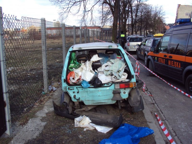 Kolejne wraki zostały usunięte przez straż miejską w Katowicach [WIDEO]