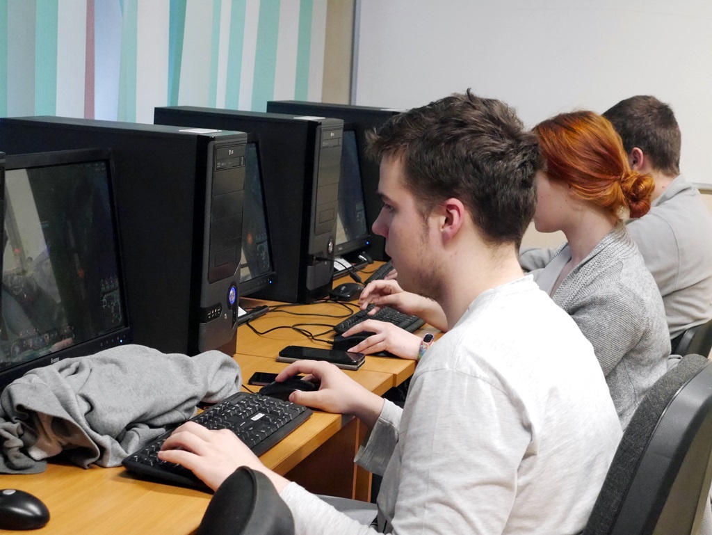 Studenci grają w gry. Uniwersytet Śląski ma swoją sekcję e-sportową