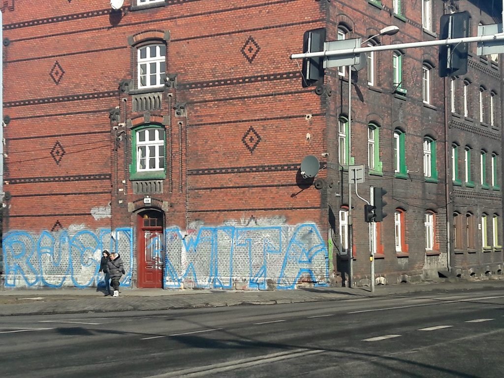 Koleje Śląskie ostrzegają przed przejazdami kibiców
