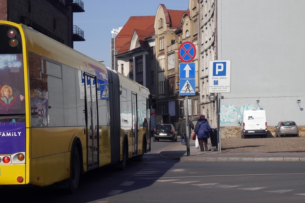 We wtorek kierowcy pojadą komunikacją miejską za darmo