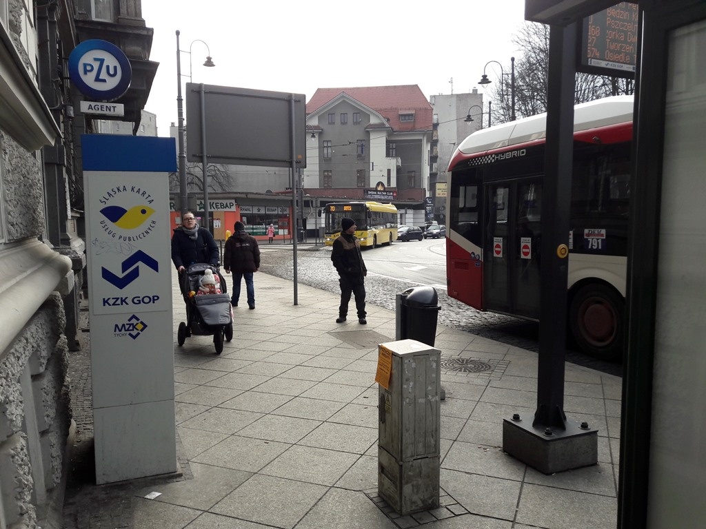 Dzień dobry Katowice. Dzisiaj bezpłatna komunikacja miejska dla kierowców