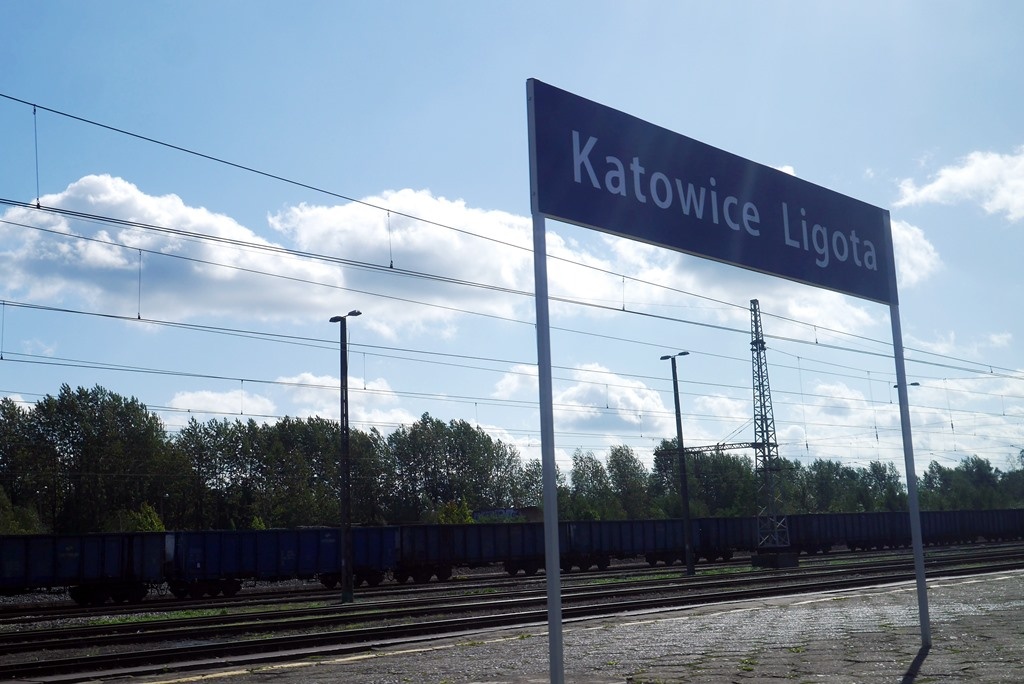 Trwa budowa węzła przesiadkowego w Ligocie. Od jutra kolejne utrudnienia