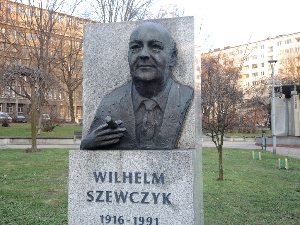 Popiersie Wilhelma Szewczyka na pl. Grunwaldzkim nie zostanie usunięte