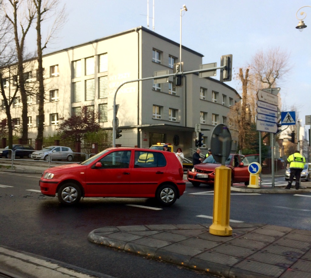 Stłuczka w centrum Katowic. Są utrudnienia