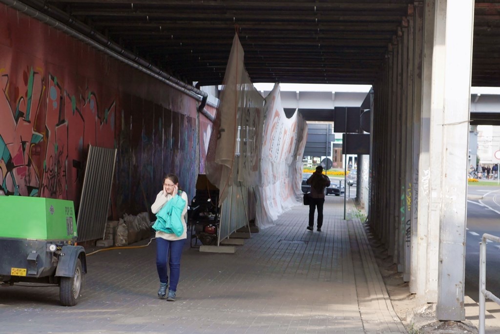 Usuwają graffiti na św. Jana. Trwa remont wiaduktu