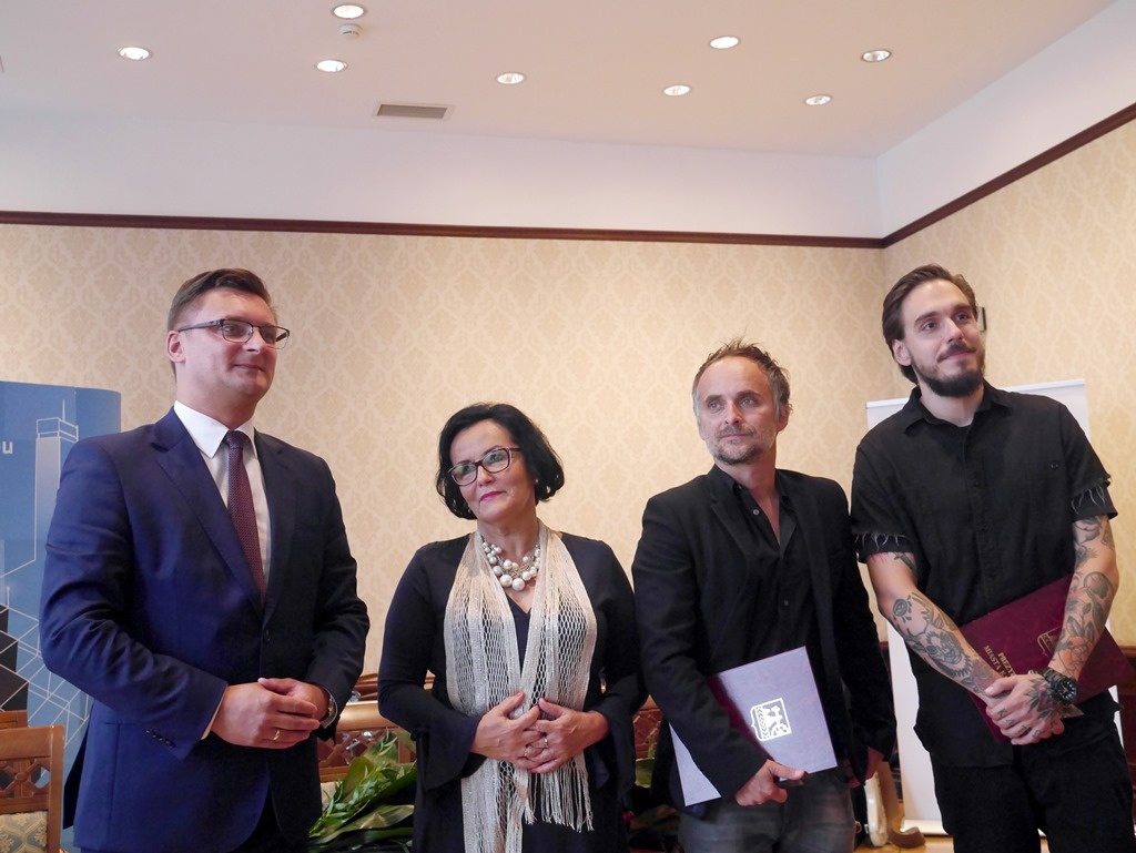 Miuosh, Rojek i Beata Netz z nagrodami prezydenta za osiągnięcia w kulturze