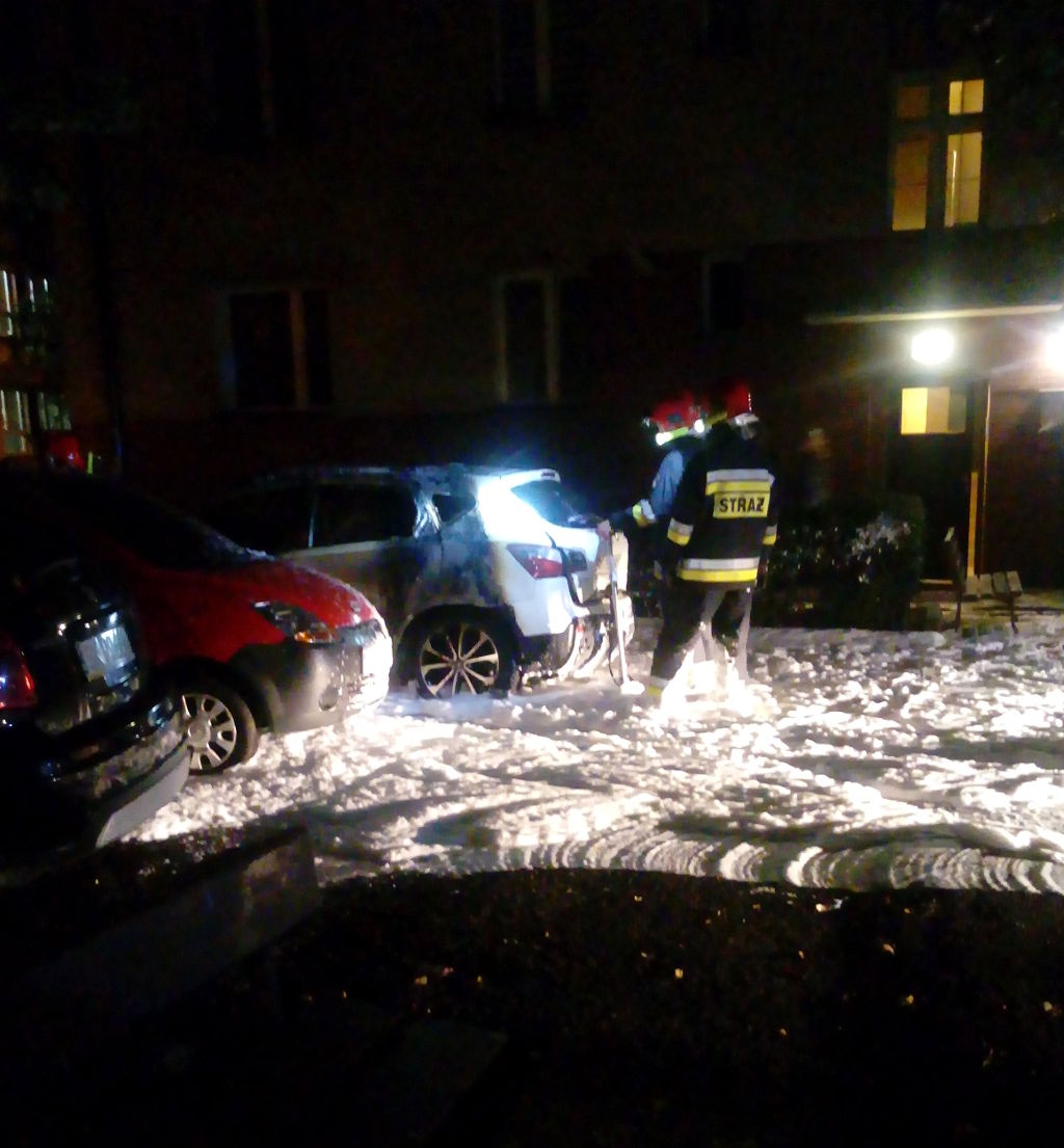 Kolejne spalone samochody w Bogucicach