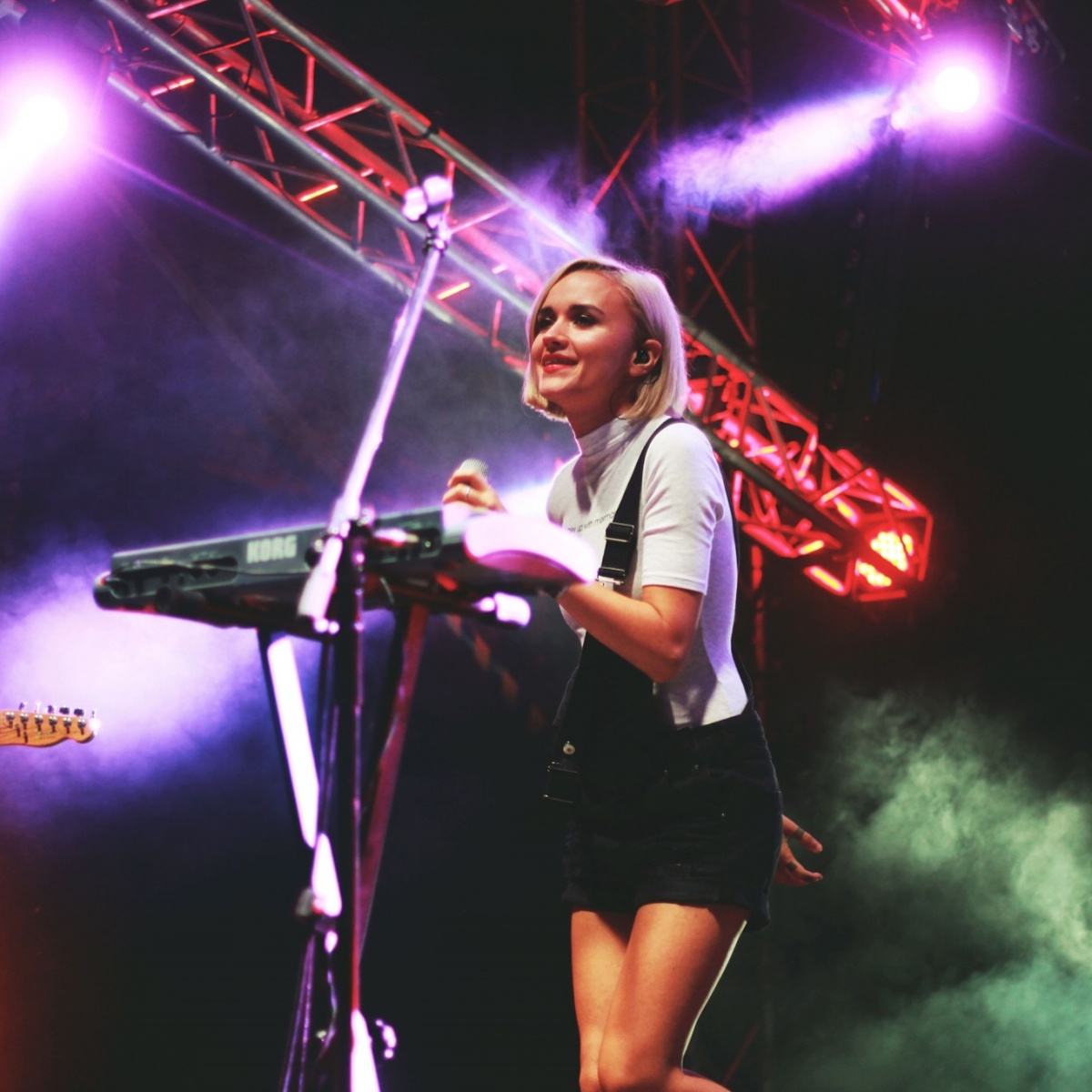 Koncert przed Halą Parkową. Wystąpią Iza Lach, Dwa Sławy i Bovska