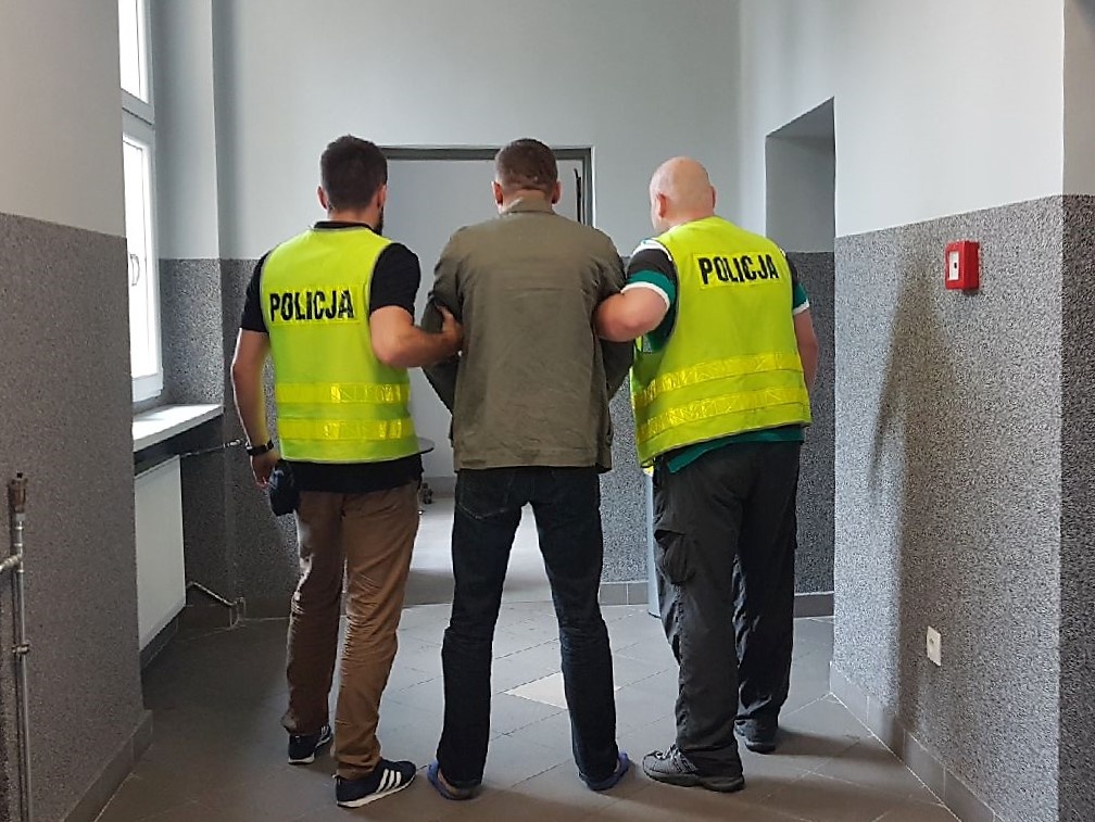 Podpalacz sklepu z dopalaczami nie odpowie za podpalenie
