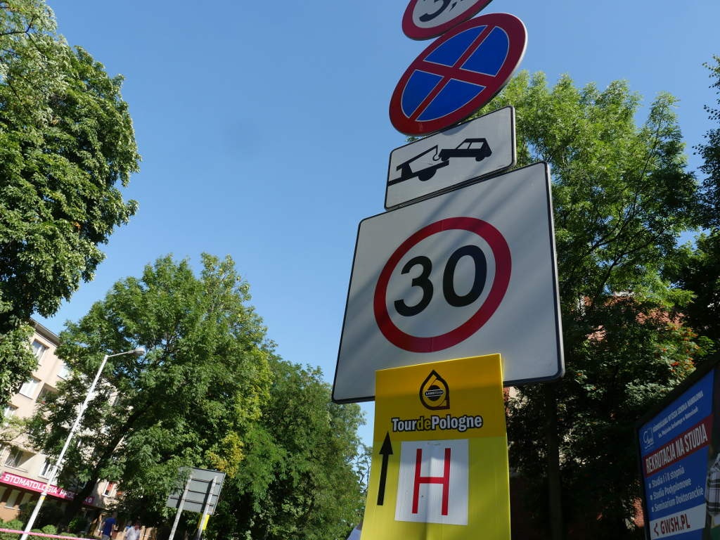 Ponad 30 odholowanych samochodów przed Tour de Pologne