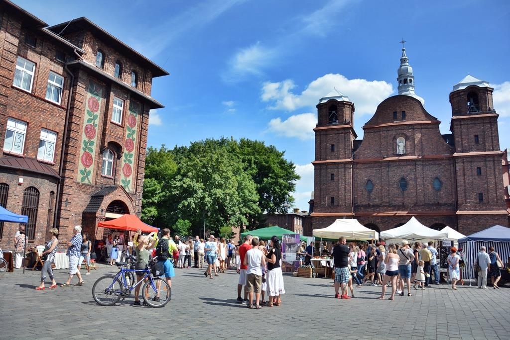 Teatr, muzyka i kuchnia. Francuski ArtJarmark w Nikiszowcu