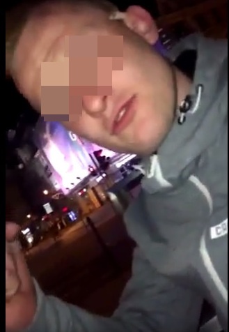 Mężczyzna, który zaatakował dwie dziewczyny rozbitą butelką, oskarżony o usiłowanie zabójstwa