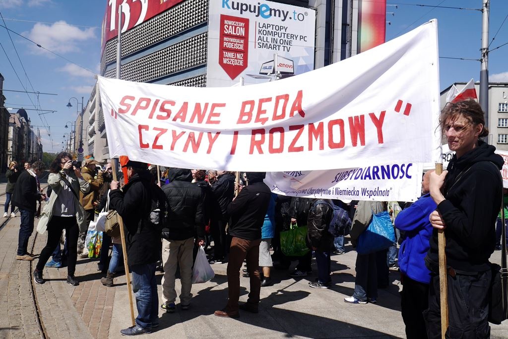 Bezdomni chcą swojego święta. Przeszli w marszu przez Katowice