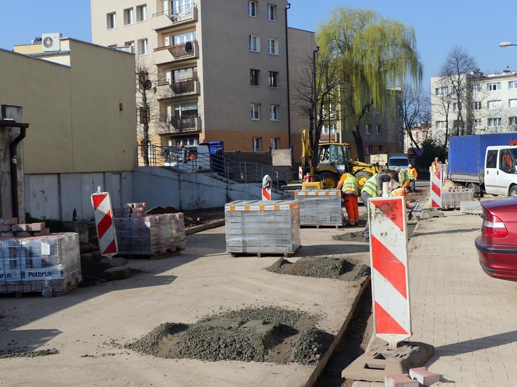 Trwa remont ulicy w centrum Katowic. To pomysł jednej z mieszkanek