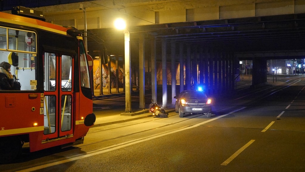 Policyjny pościg za motocyklistą w centrum Katowic