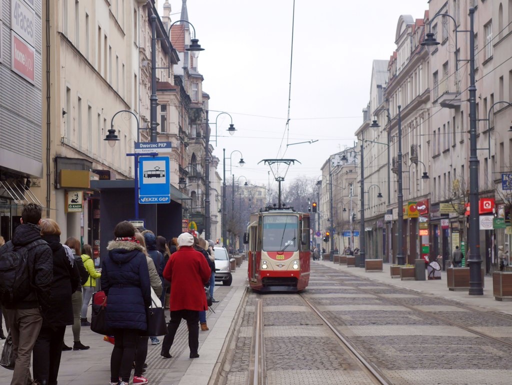 Dzień dobry Katowice. Dzisiaj zlot food trucków na Rynku