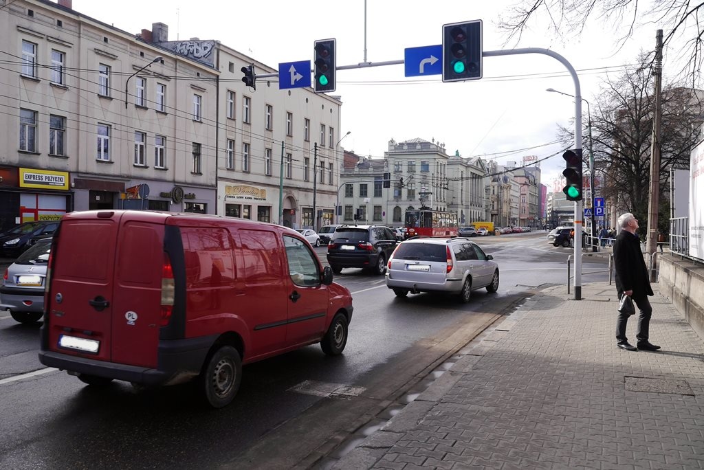 Kierowcy dostali kilkadziesiąt mandatów za zieloną strzałkę