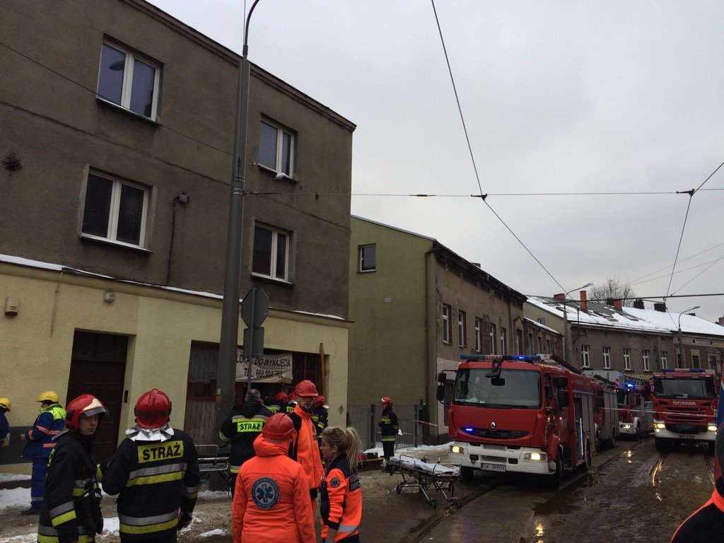 Zawalił się strop kamienicy. Są poszkodowani