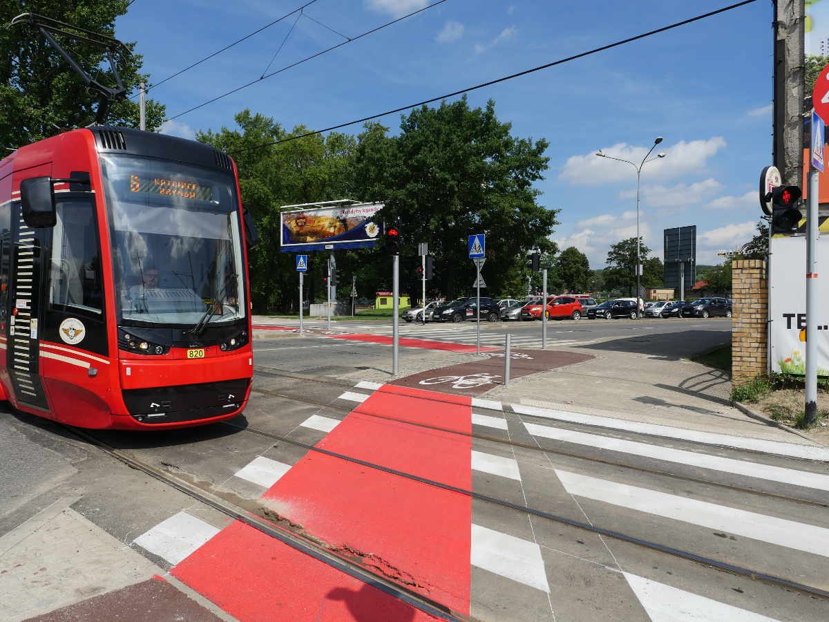 Przejazd przez torowisko na ul. Złotej zostanie naprawiony, ale będą poważne utrudnienia